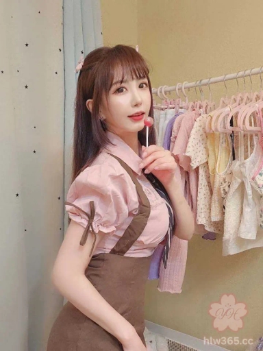 韩国高颜值女神 bjyeoul2 自拍露出车震打炮福利 完美身材骑乘男主压在身上一顿插！ 3