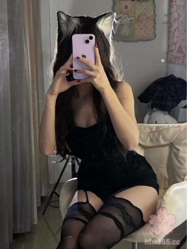 抖音网红 俗妹妹 会员付费资源福利流出 制服诱惑 情趣黑丝热舞 身材颜值太顶了！ 2