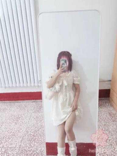 山西反差婊 庞慧杰 被阳痿王八男友曝光 给野爹们上供婊子母狗 床上花样百出 1