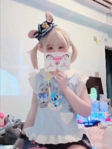 抖音福利姬美女 次元兔兔 可爱反差萌妹抖音风自慰视频福利 感觉小穴很肥美呢 3