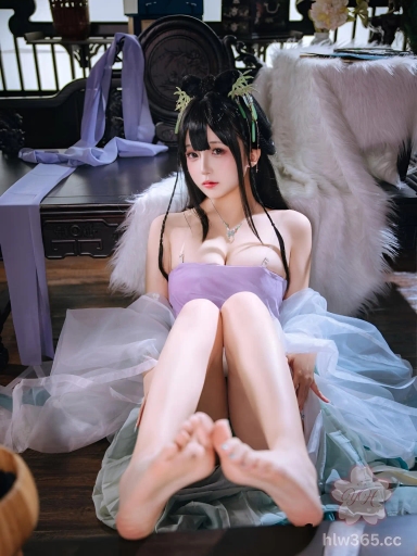 AV女优日奈娇cos宗门小师姐福利汉服小穴若隐若现 巨乳肥臀淫靡诱惑 清纯外表骚媚无比 3