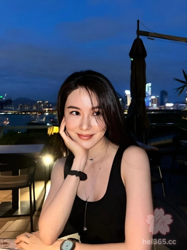 企业气质女神高管 毕业于香港中文大学 早期黄播视频流出 画面狂野大奶撩人引爆网络 3
