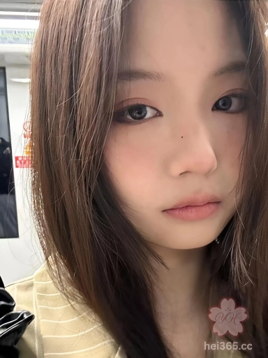 福建大三母狗 陈暖涵 背着男友和网友线上调教 情趣内衣蜜桃臀线下爆操 骚的一批! 2