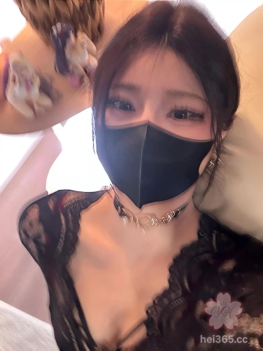 台北娜娜新作同學的媽媽Ⅲ我的妈妈是色情直播主下部重磅回归！ 2