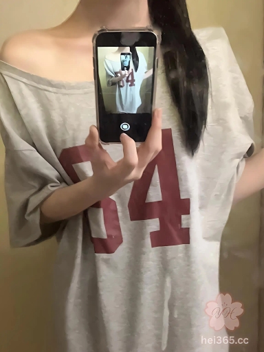 bongsu推特女菩萨火辣视频流出！私密自慰视频火辣表演撩人至极,欲火焚身 3