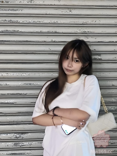 抖音3W粉丝甜美网红 沛喬 大尺度自拍视频被前男友曝光 自慰揉奶画面极致反差！ 2