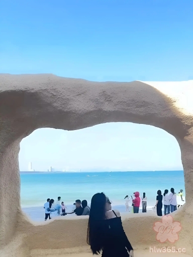 抖音网红刘紫怡与男友三亚酒店闭关三天，她被男友狂干骚穴喷水呻吟尖叫，私密淫乱至极! 2