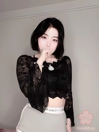 快手美女网红 05年的姨姨 付费定制资源流出 顶臀骚舞自拍诱惑 白虎美鲍超近距离特写 诠释极致反差 2