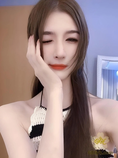 薇薇抖音网红火辣私密写真曝光!性感视频席卷网络,母狗本性暴露无疑! 2