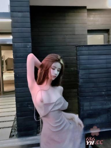 推特高颜值女 Rosesjoo鲤鲤 与土豪的淫乱聚会的视频被泄密 美乳肥臀身姿令很多网友赞叹不已！ 1