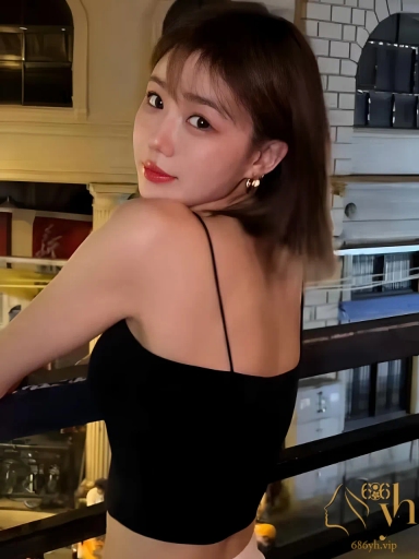 抖音百万粉网红 宝儿BB 被土豪花百万在泰国包养半个月 还偷走金主一块百达翡丽手表 包养视频被曝出！ 2