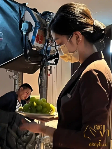 郑州酒店前台 王正钰 和经理在客房做爱视频曝光 黑丝性感女神皮肤嫩的出水 叫床声超级淫荡 1