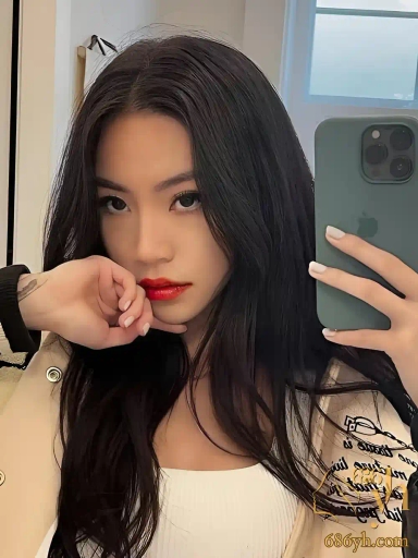 加拿大温哥华华裔博主 Jessica Liu 与男友做爱视频曝光 搞艺术的她 背后还纹了条龙 2