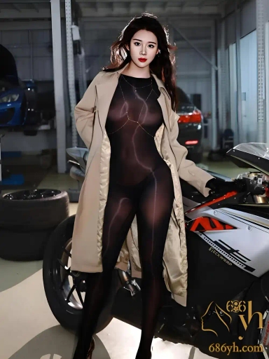 秀人网顶级女神 南乔 性感机车女郎写真 36F雪白巨乳撑裂真空黑丝 乳晕透视乳头硬挺 顶级身材诱惑拉满！ 2