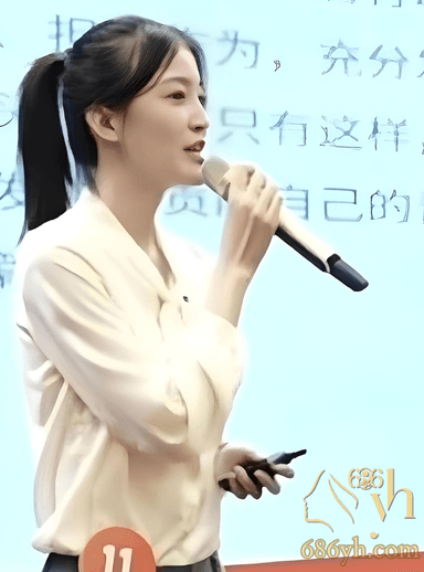 山东师范大学校花 吴昕怡 性爱视频曝光 胯下口交猛舔 女上扭腰骑乘 撩衣露乳淫荡反差！ 1