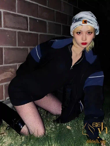 反差精神小妹 刘雨晴 自拍私密视频流出 诱人酮体面对镜头全裸展示 捆绑调教解锁各种姿势 1