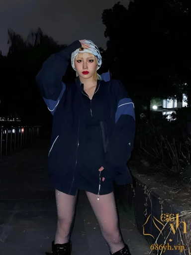 反差精神小妹 刘雨晴 自拍私密视频流出 诱人酮体面对镜头全裸展示 捆绑调教解锁各种姿势 2