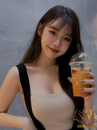 台湾高颜值 Ins 旅游博主 勾搭三月被富哥拿下 开房主动脱衣骑乘 视频曝光流出！ 3