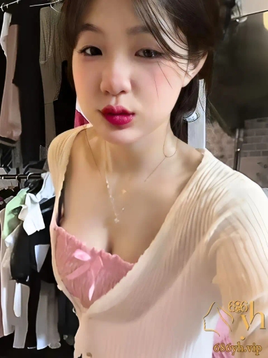 TikTok越南网红 大奶妹 性爱视频泄露 生活清纯反差床上雪白巨乳被大屌无套猛操口爆！ 2