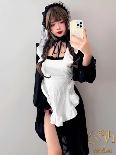 推特福利姬 Bangni邦尼 定制私拍 少女玉体曲线妖艳 女仆装搭配魅魔纹 性感撩人！ 2