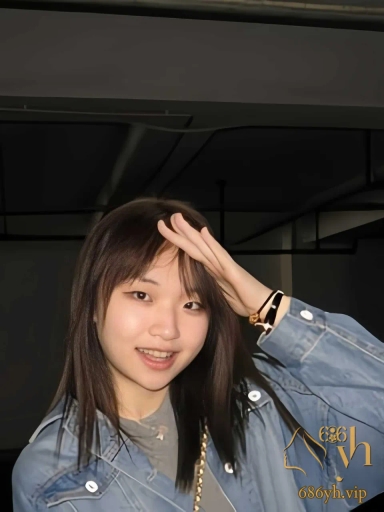 甘肃某职高可爱学妹 温梓晴 浴室全裸自拍泄密 揉奶挑逗娇羞诱惑！ 3