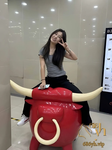 苏大英语系极品班花 表面清纯高冷 私下竟是爹系男友专属小母狗 露脸口交自拍被操全程 3