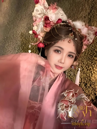 台湾女神 孟若羽 麻豆关门后转战抖音直播 AV女王与网友亲密互动 早期作品再次爆火！ 1