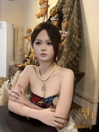 广西柳州卫校母狗 徐苑珍 脚踏三只船 约炮视频遭全网曝光 私生活淫乱不堪 ！ 2