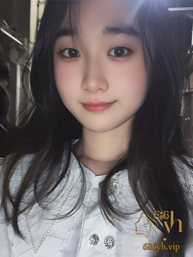 清纯甜妹反差爆棚 穿包臀裙网袜跪舔鸡巴 大肥臀被后入狂操 母狗誓言刻满屁股 1