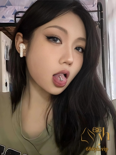 女医生约炮太骚 你操过医生吗 一句直接点燃 你比我想象中更骚 边操边浪叫 谨慎白莲外表下欲女本色 2