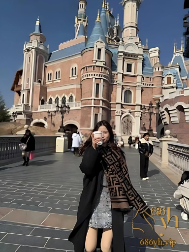 江苏超淫情侣性爱视频泄漏 女友被无套狂干骚穴 黑丝情趣装勾勒出无暇娇躯！ 1