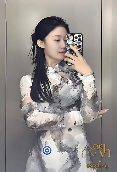 良家美少妇 周丽玲 偷情相册泄密 露脸口交舔蛋 被干的满身浓精 反差母畜实锤 2