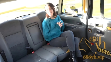 捷克出租车搭讪系列 火辣嫩妹全裸口交 美腿大开任由司机舔穴揉奶 2