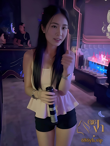 酒吧酒醉金迷的夜生活 精神小妹淫靡热舞扭腰撩汉 看得兄弟血脉喷张！ 1