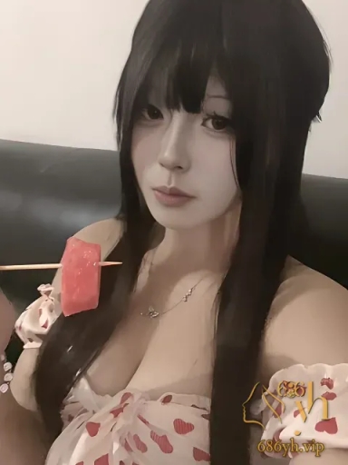 抖音网红 大便里的金针菇 第二期 大秀白虎穴激情自慰 肉感十足的黑丝淫娃！ 2
