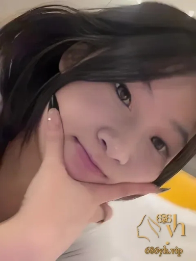 甜美反差女大 玉玲珑 自拍视频 露脸深喉口交 口技超好堪比教科书级别！ 1