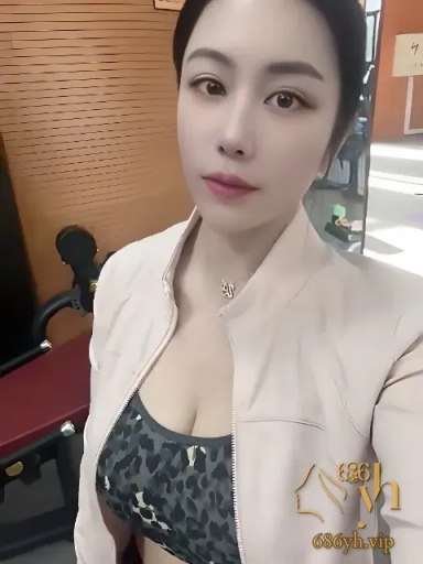 快手少妇 佳佳baby 定制福利 极品大奶堪比木瓜 一线天肥逼自慰到淫水直流！ 1
