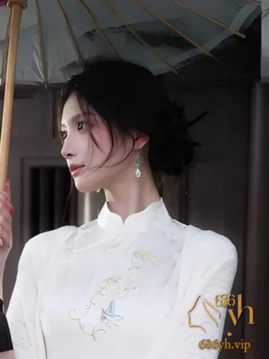 抖音网红 琳院长 AI裸舞视频 178超模身姿古风汉服一键撕开惊艳反差！ 3