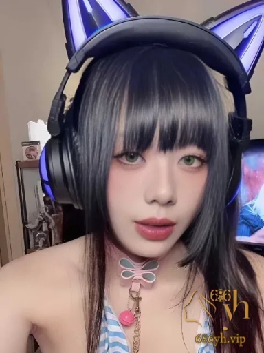高颜值福利姬 九言 比基尼自慰福利 猫耳白丝握着假屌 高潮腰肢直发颤！ 1