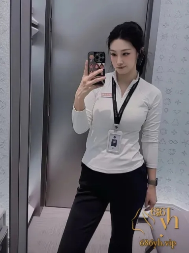 佳木斯迪桑特事件完整版视频 女销售 刘佳 偷情顾客老公裸照曝光 试衣间做爱视频全网疯传彻底社死！ 3