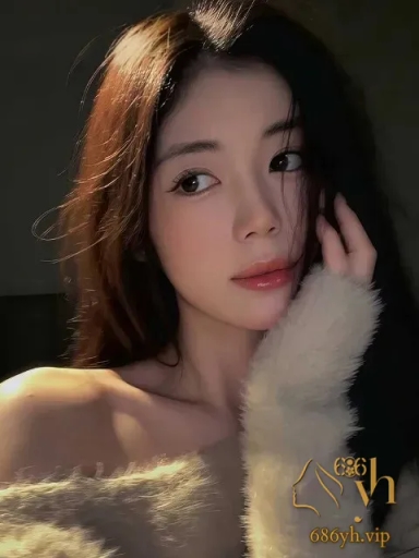 颜值网红 May 情侣私拍 舔脚掌掴奴性拉满 后入肥臀再遭鞭打 堪称顶级M女 1